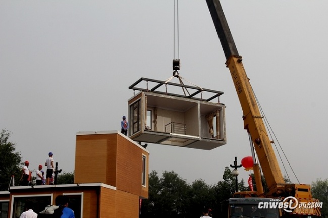 У Китаї за 10 днів побудували будинок, надрукований на 3D-принтері  - фото 1
