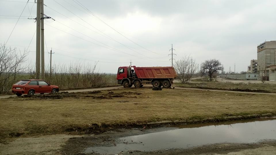 На Миколаївщині триває блокування траси на Дніпропетровськ - фото 3