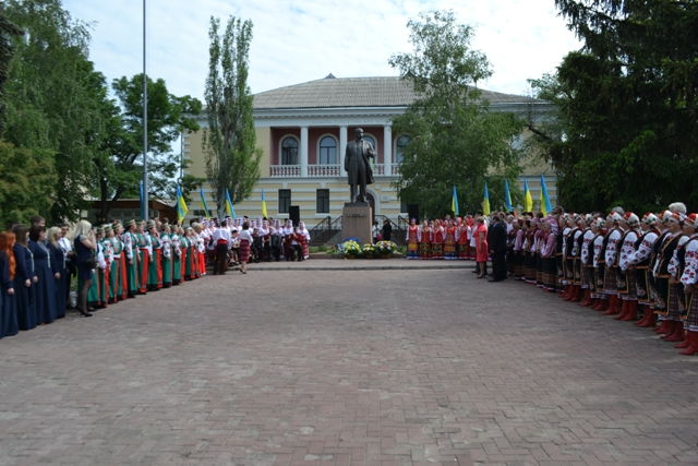 У Кіровограді відзначили 155 річницю перепоховання Кобзаря - фото 1