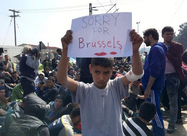 Маленький біженець вибачився за теракти в Брюселі - фото 1