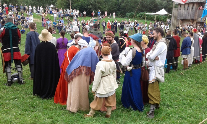 Як тусили на середньовічному фестивалі у Тустані (ФОТО, ВІДЕО) - фото 5