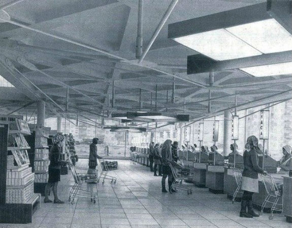 Як виглядав один з найперших супермаркетів радянського Києва - фото 1