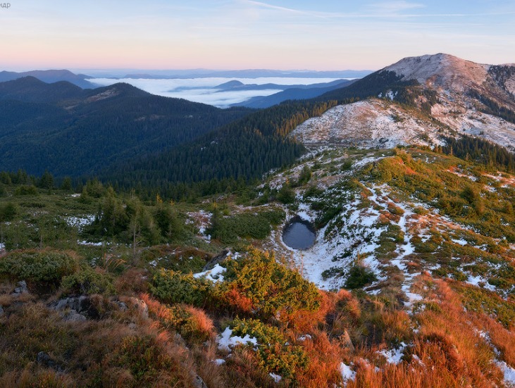 Закарпатські гори в міжсезоння - дивовижні світлини - фото 6