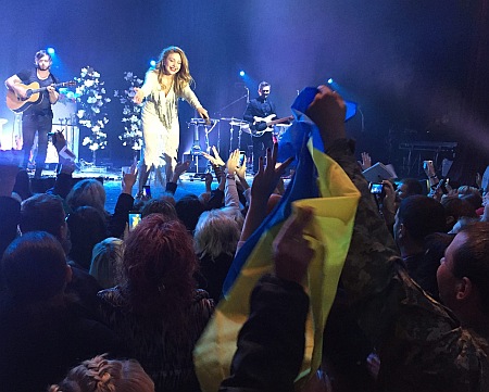 Концерт Кароль на Луганщині охороняла нацгвардія - фото 1