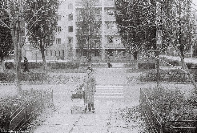 Дівчина після евакуації повернулася до Чорнобиля, щоб зробити моторошні фото - фото 9