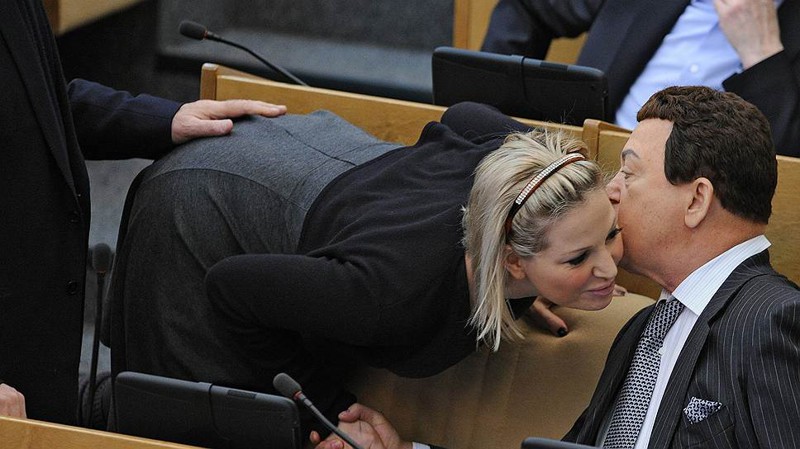 Як російські депутати розважаються у Державній Думі  - фото 2
