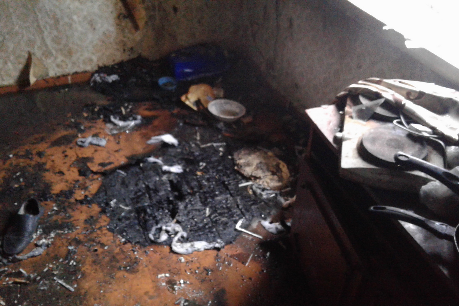 На Харківщині пожежні врятували чоловіка від страшної смерті  - фото 1