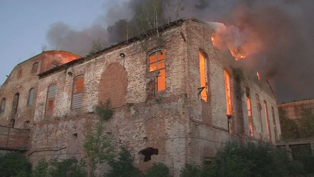 Як на Львівщині до ранку гасили пожежу на цукровому заводі (ФОТО, ВІДЕО) - фото 3