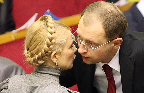 Тимошенко та Яценюк. Від кохання до ненависті - один рік (ФОТО) - фото 2