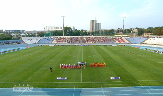 Як виглядає стадіон перед "зірковим дербі" у Кропивницькому - фото 1