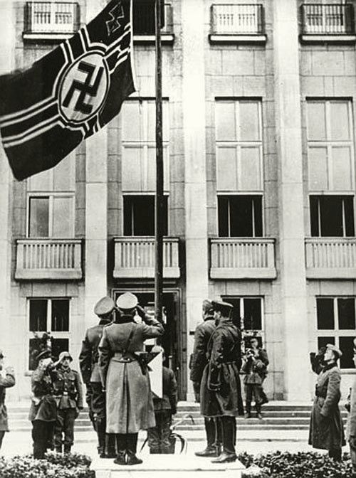 "Парад переможців" у Бресті: Як радянські армійці браталися з фашистам - фото 4