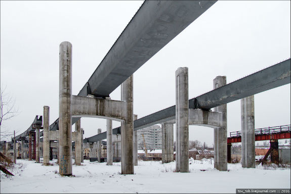 Краса і злидні Подільського мосту у Києві  - фото 4