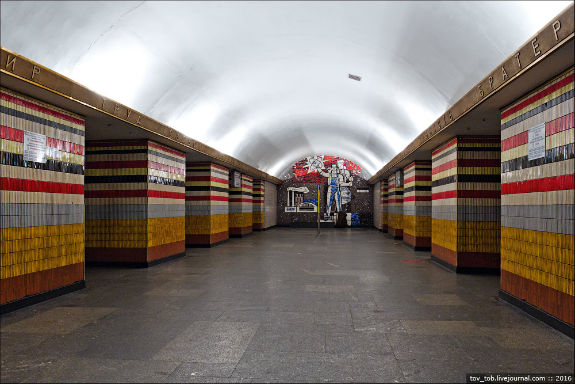 Зачароване метро Києва: як виглядають станції вночі  - фото 6