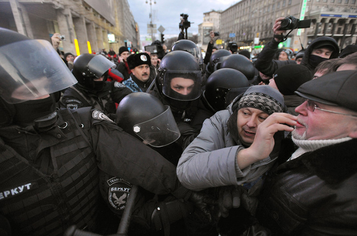 Хроніка Революції Гідності: Останнє віче студентів і провал Вільнюса - фото 9