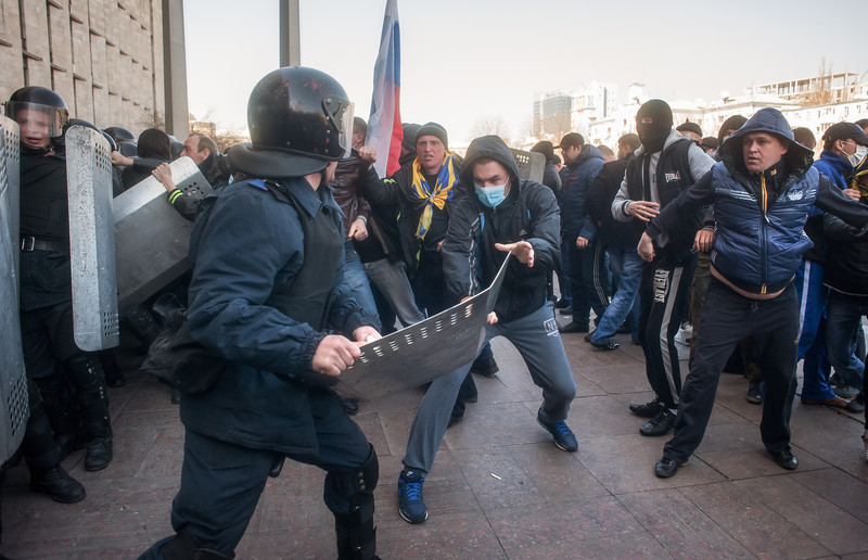 Останній день України у Донецьку: Як вилупилася 