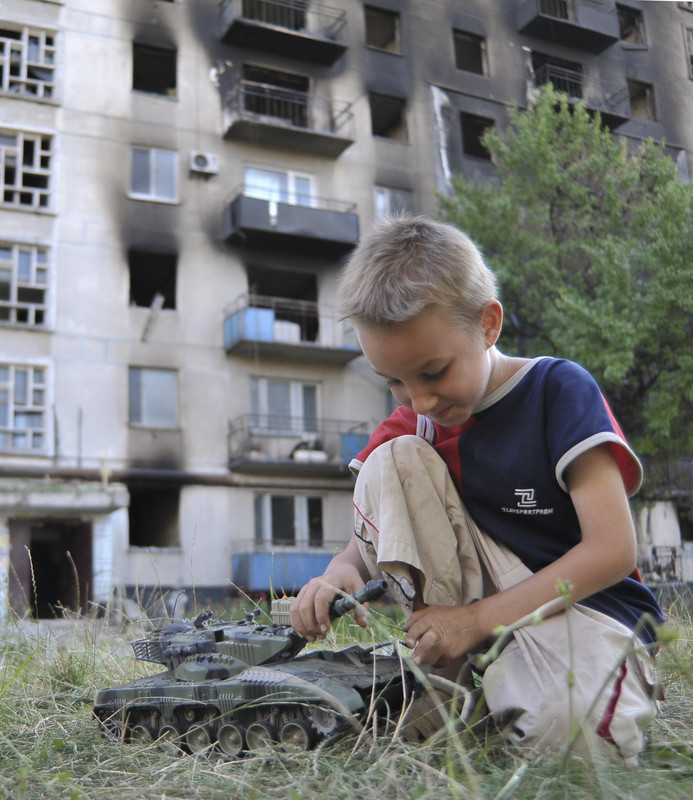 Підсумки тижня в "ЛНР": Роль у війні на Донбасі російської організації "МИР" та мінські "фокуси" - фото 2