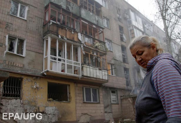 Зворушливі фото. Старі та війна на Донбасі (ФОТО) - фото 21