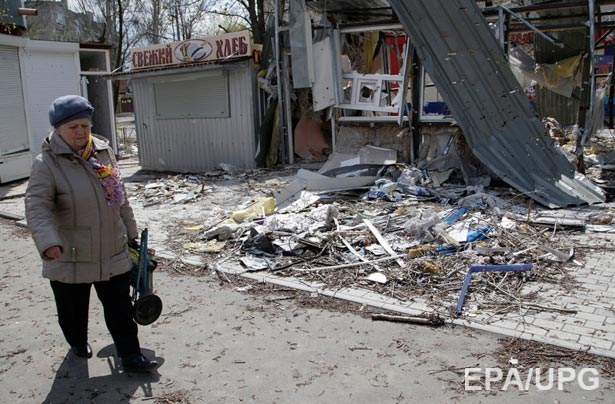 Зворушливі фото. Старі та війна на Донбасі (ФОТО) - фото 8