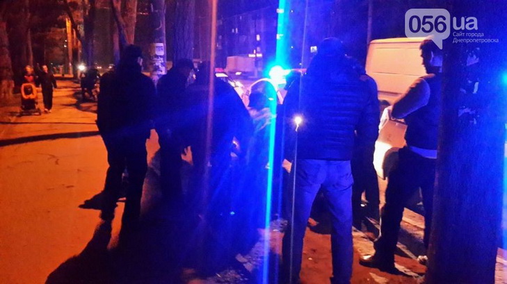 У Дніпропетровську п'яний водій бився з поліцейським - фото 1