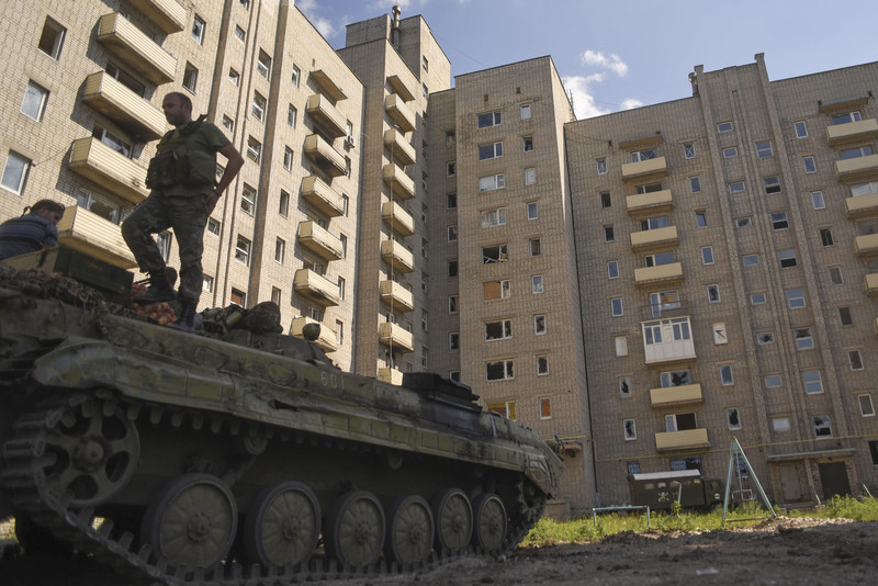 Підсумки тижня в "ДНР":  Розшук "міністрів" та чутки про "брудну бомбу" - фото 5