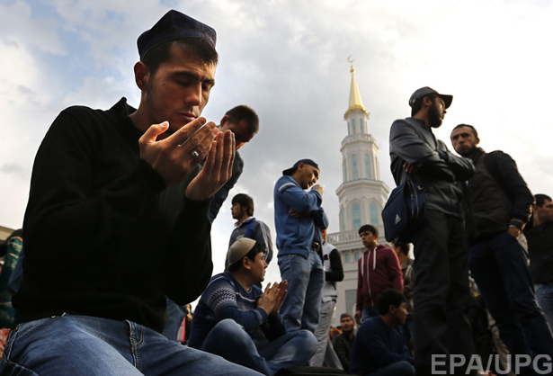 На Курбан-байрам до Москви з'їхалися тисячі мусульман  - фото 4