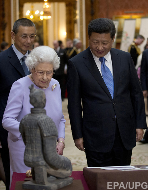 Китайському лідеру влаштували в Лондоні королівський прийом (ФОТОРЕПОРТАЖ) - фото 13