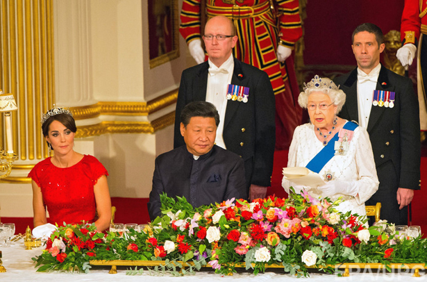 Китайському лідеру влаштували в Лондоні королівський прийом (ФОТОРЕПОРТАЖ) - фото 15