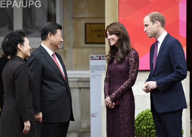 Китайському лідеру влаштували в Лондоні королівський прийом (ФОТОРЕПОРТАЖ) - фото 17
