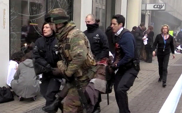 Теракти в Брюсселі (ФОТО 18+) - фото 16