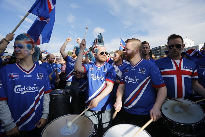 Як ісландці яскраво прощалися з Євро-2016 у Рейк'явіку - фото 1