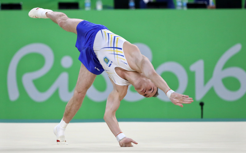 Український гімнаст Верняєв здобув перше "золото" для України на Олімпіаді-2016 - фото 1