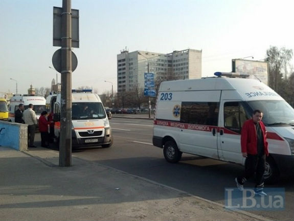 У Києві зіткнулися маршрутки: п'ятеро пасажирів потрапили у лікарні  - фото 2