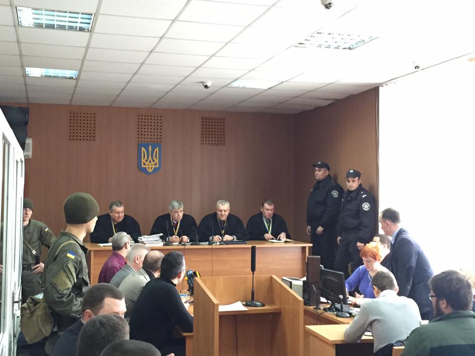 В суді по "справі 2 травня" прокуратура заявила клопотання про відвід суддів - фото 1