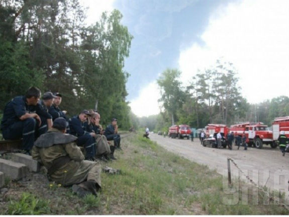 Мегапожежа на Київщині (ФОТО, ВІДЕО, ХРОНІКА ПОДІЙ) - фото 14