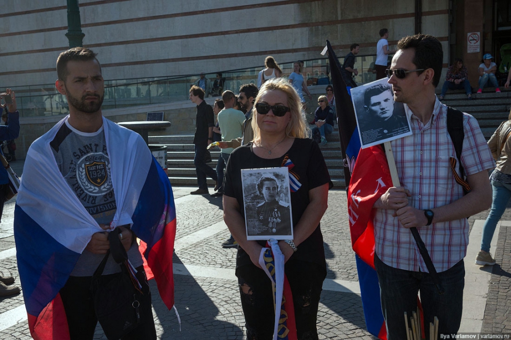 У Венеції українці та росіяни влаштували бійку через прапори "ДНР" - фото 5