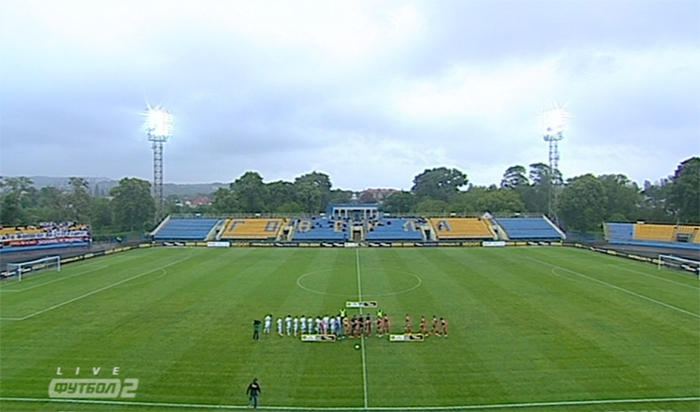 Як виглядає стадіон в Ужгороді на останньому матчі "Говерли" та "Волині" в УПЛ - фото 2