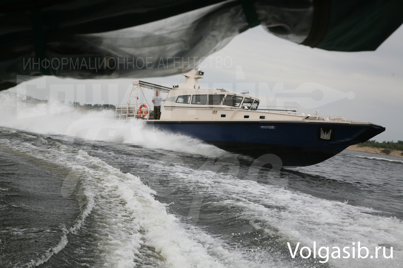Януковича помітили у Волгограді на дорогезній яхті - фото 2