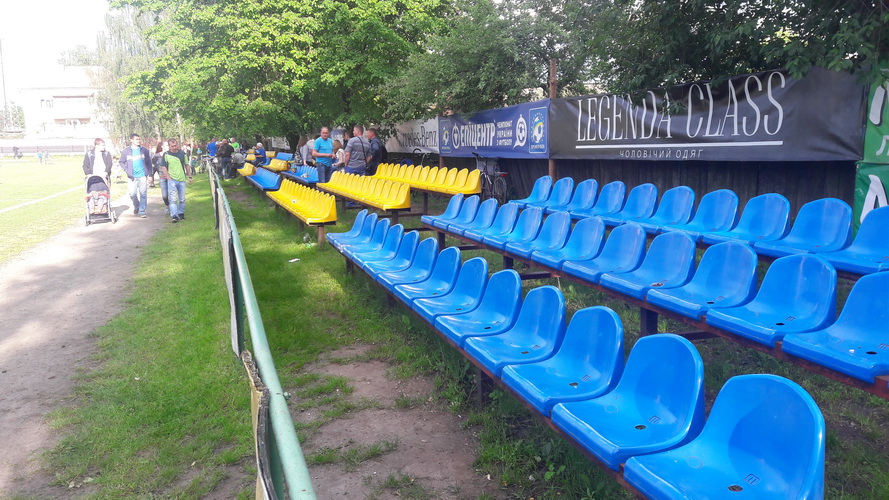 Провінційні стадіони України: Стадіон чинних володарів Кубка України в Соснівці - фото 5