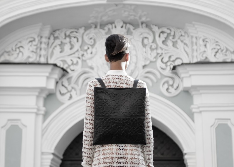 Український дизайнер представив колекцію сумок у "стилі бароко" - фото 2
