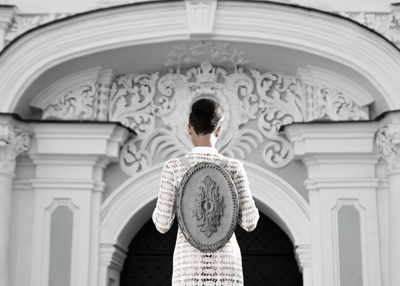 Український дизайнер представив колекцію сумок у "стилі бароко" - фото 4