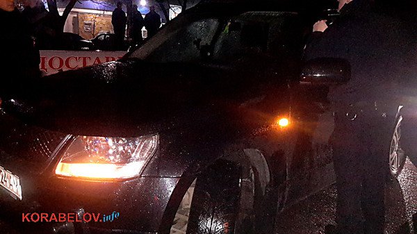 У Миколаєві п'яний екс-начальник Жовтневої ДАІ замкнувся в машині і обматюкав патрульних - фото 2