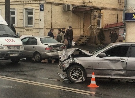 На вулиці Плеханівській три авто не поділили дорогу  - фото 4