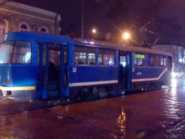 В Одесі на ходу загорівся трамвай - фото 1