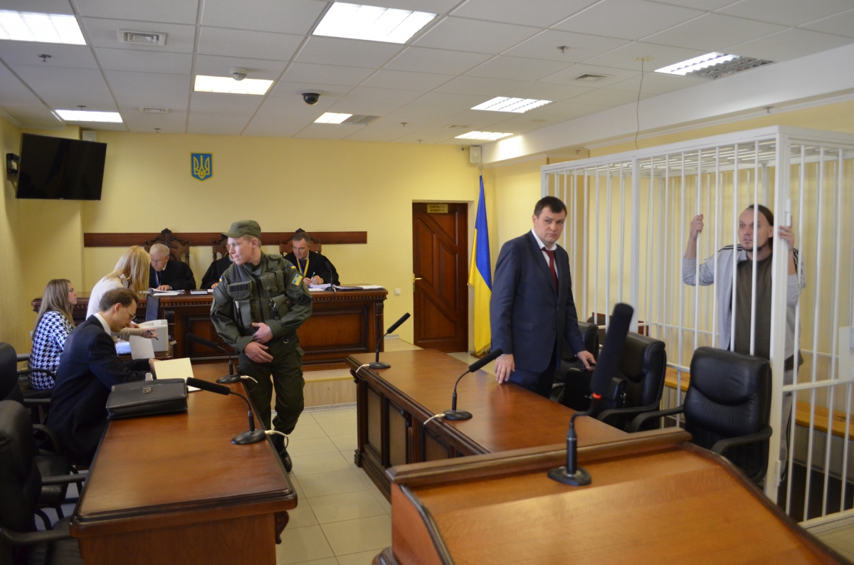Апеляційний суд залишив під вартою мукачівського "правосека" Деяка - фото 2