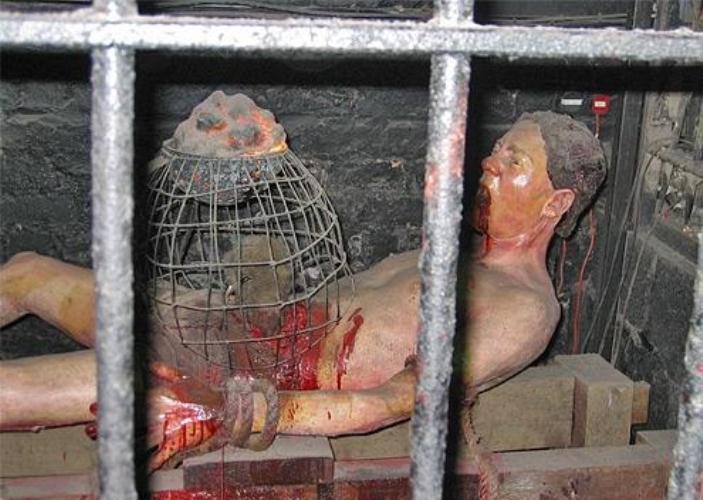 Історія на нічку: ТОП-6 найжахливіших тортур у світі - фото 2