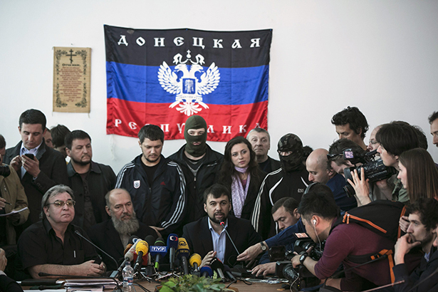 Підсумки тижня в "ДНР": Психлікарні для терористів та опала Пургіна та Губарєва - фото 15