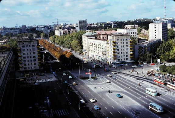 Як виглядала площа Перемоги в Києві 40 років тому  - фото 1