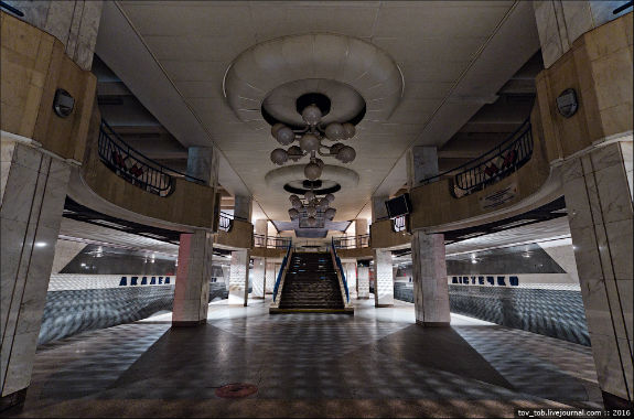 Зачароване метро Києва: як виглядають станції вночі  - фото 1