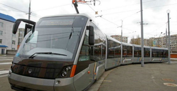 Новенький львівський трамваї їздитиме на столичній Борщагівці - фото 1