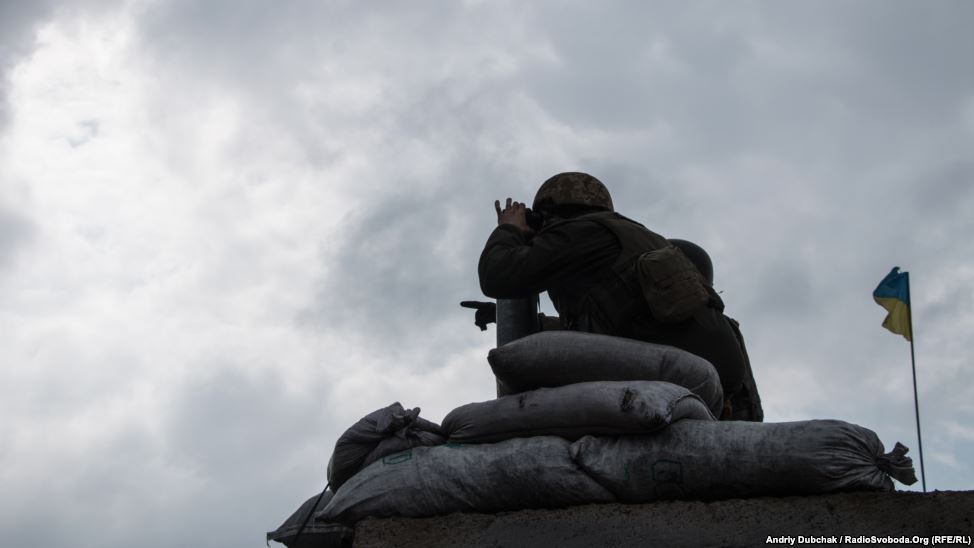 Як українські бійці боронять країну на "нульовому" посту біля Авдіївки (ФОТО) - фото 2
